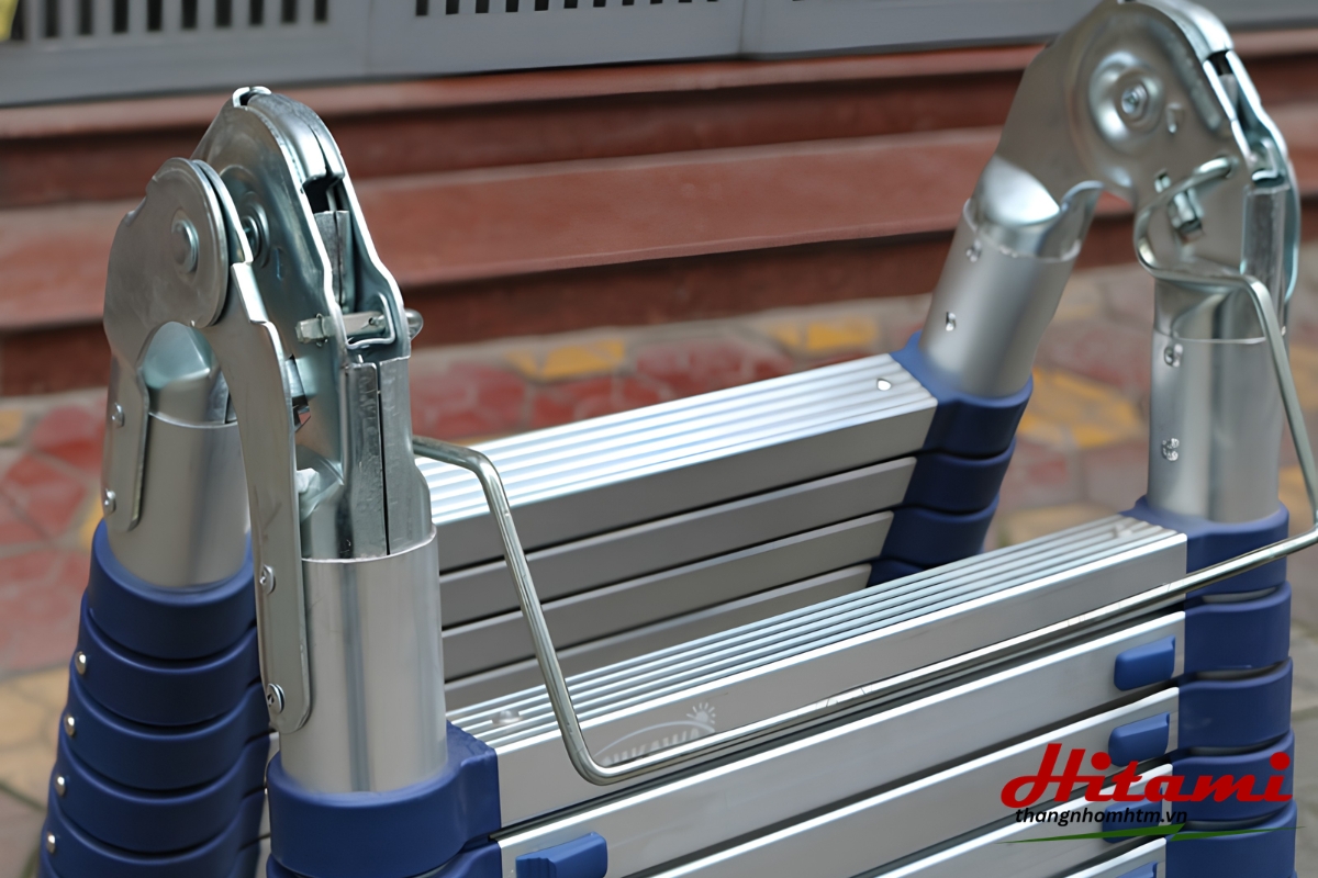 Ưu tiên thang được trang bị chốt khóa 